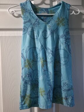4/$25 Deal! Reebok Light Blue Floral Print Tank Top